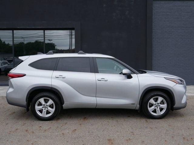 used 2023 Toyota Highlander Hybrid car, priced at $36,000