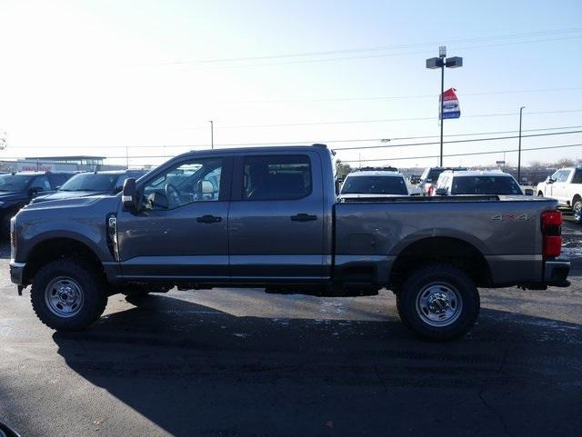 new 2025 Ford F-350 car, priced at $59,990