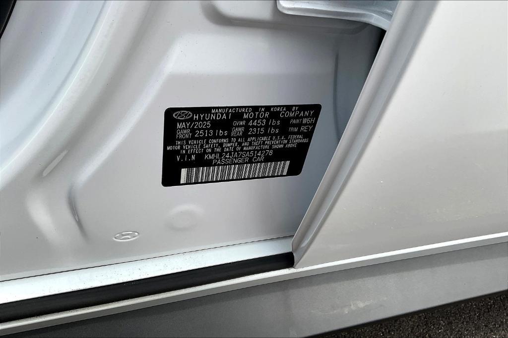new 2025 Hyundai Sonata car, priced at $29,401