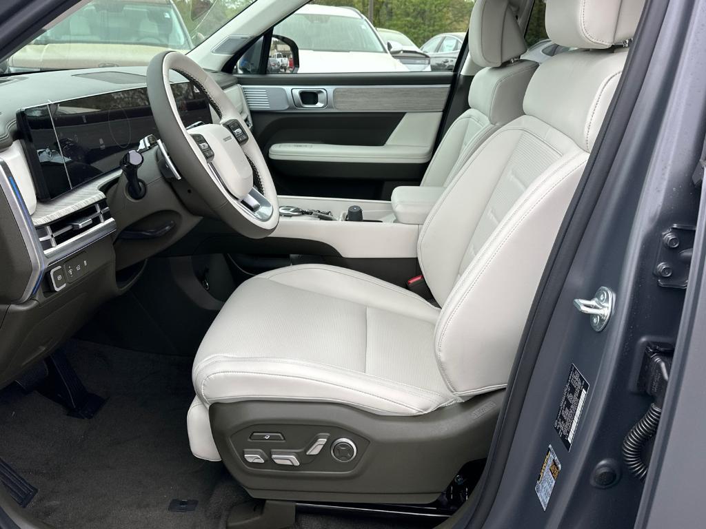 new 2025 Hyundai SANTA FE HEV car, priced at $50,955
