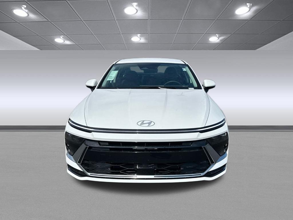 new 2025 Hyundai Sonata Hybrid car, priced at $33,799