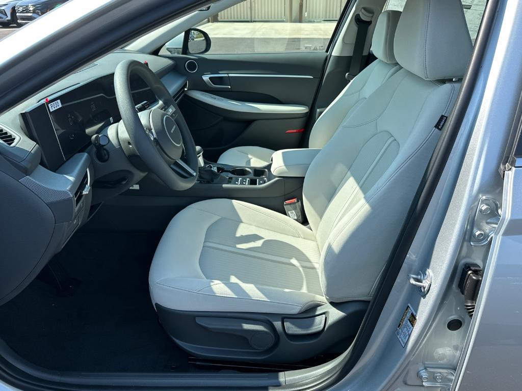 new 2025 Hyundai Sonata car, priced at $28,821