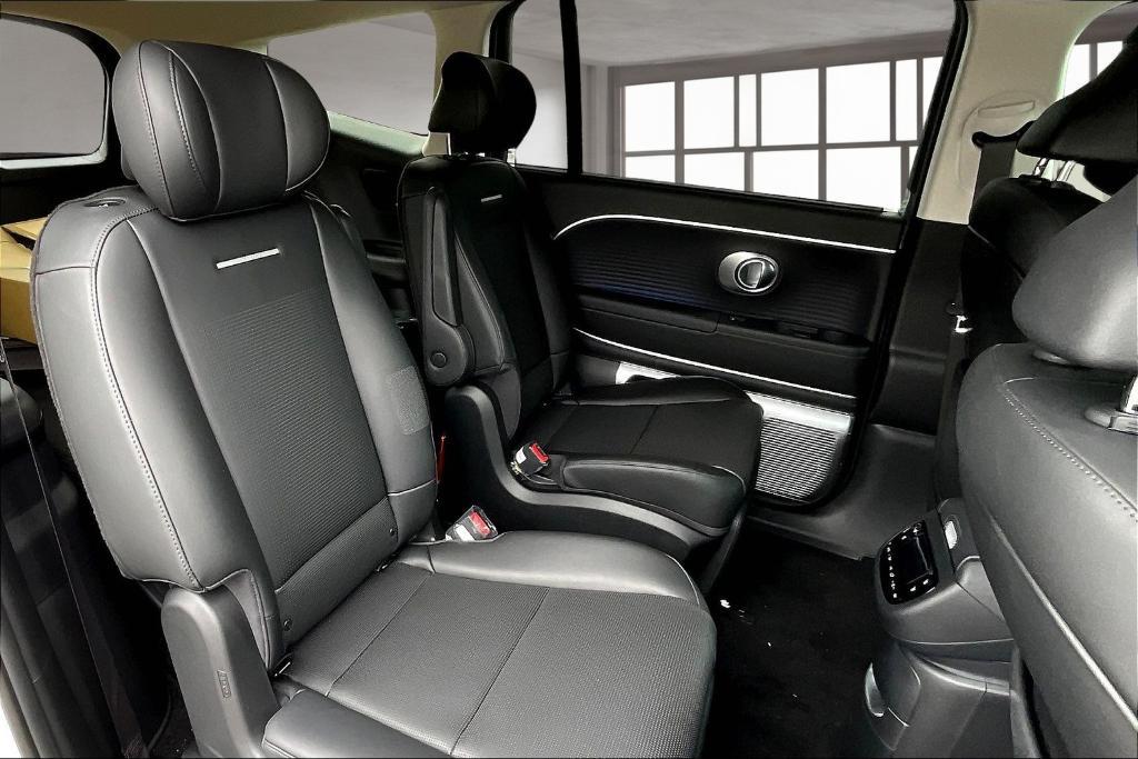 new 2026 Hyundai IONIQ 9 car, priced at $75,573