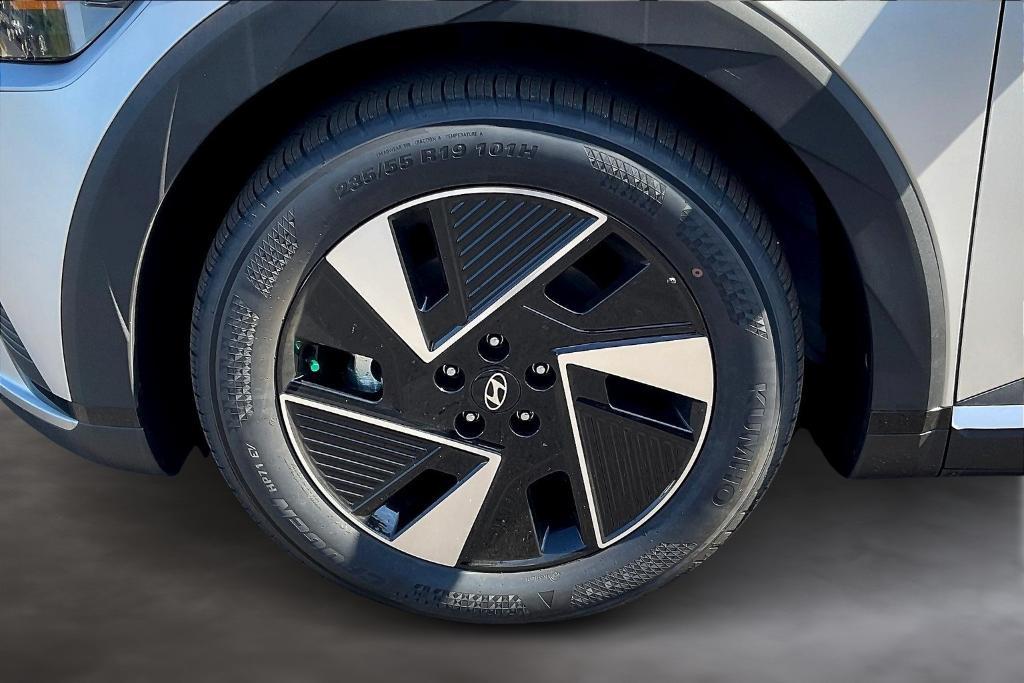 new 2025 Hyundai IONIQ 5 car, priced at $45,411