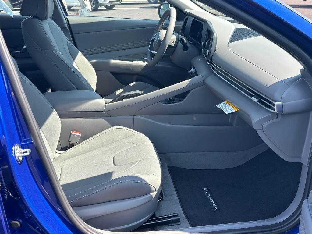 new 2025 Hyundai Elantra car, priced at $25,171