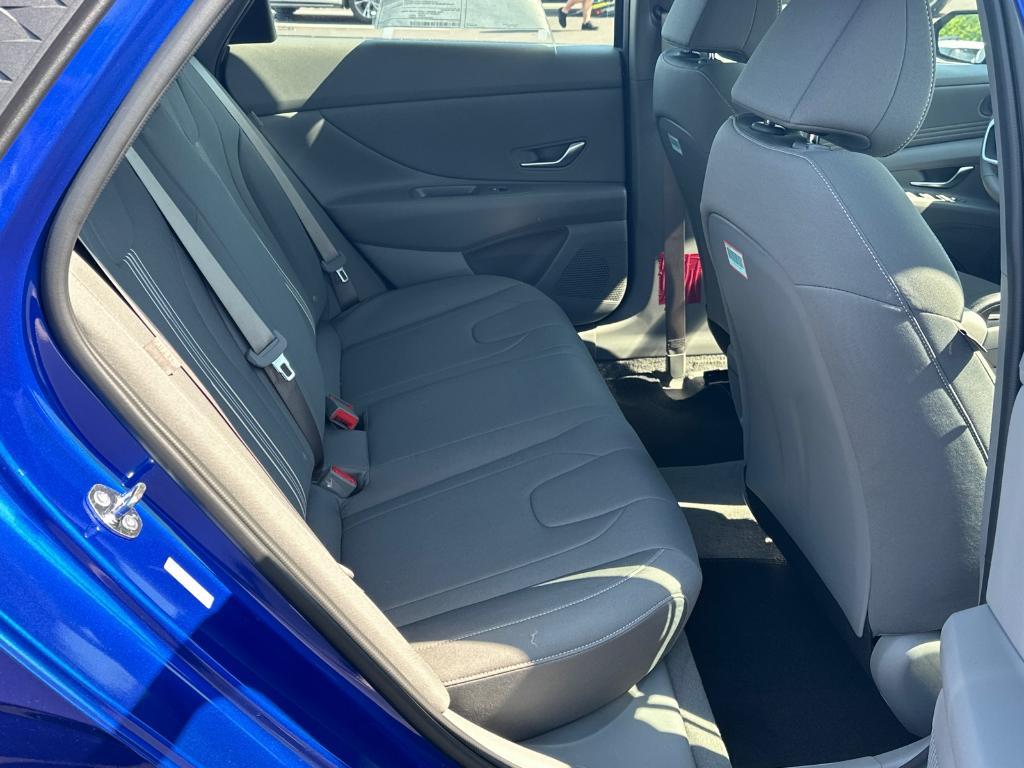 new 2025 Hyundai Elantra car, priced at $25,171