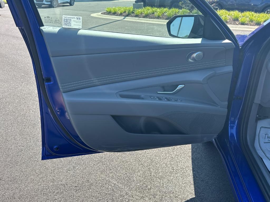 new 2025 Hyundai Elantra car, priced at $25,171