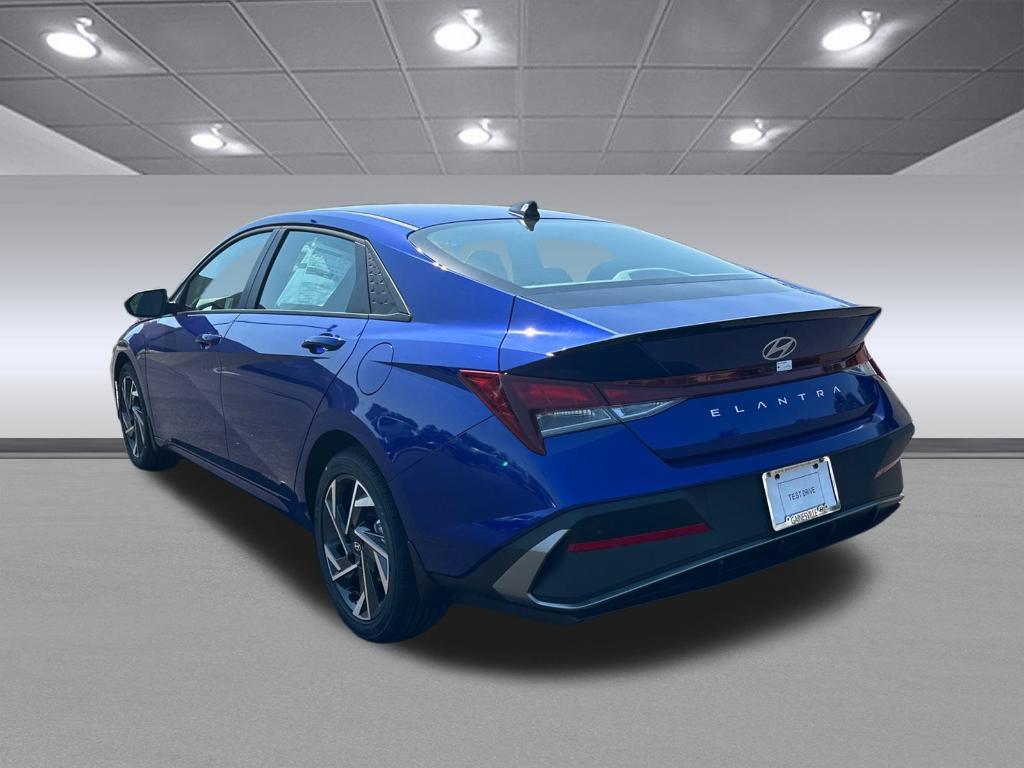 new 2025 Hyundai Elantra car, priced at $25,171