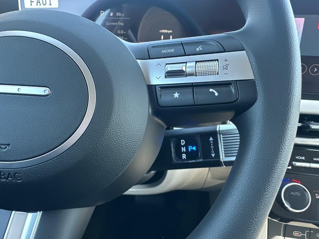 new 2025 Hyundai TUCSON Hybrid car, priced at $34,931