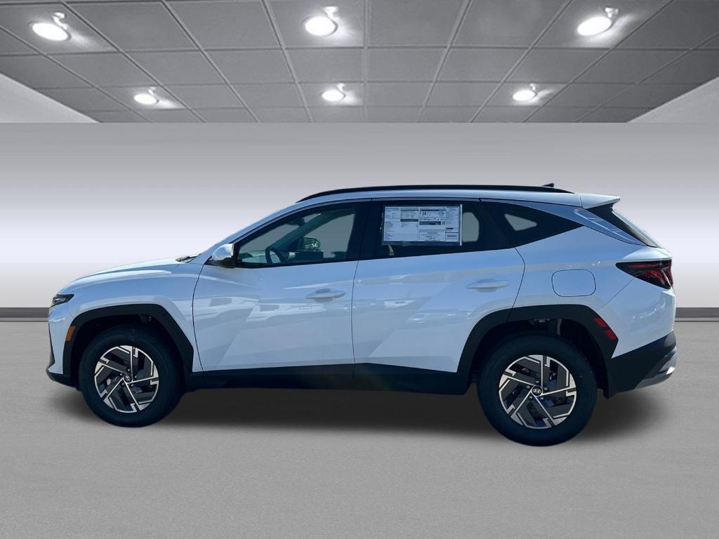 new 2025 Hyundai TUCSON Hybrid car, priced at $34,931