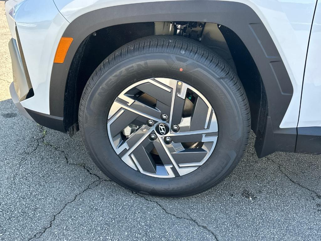 new 2025 Hyundai TUCSON Hybrid car, priced at $34,931