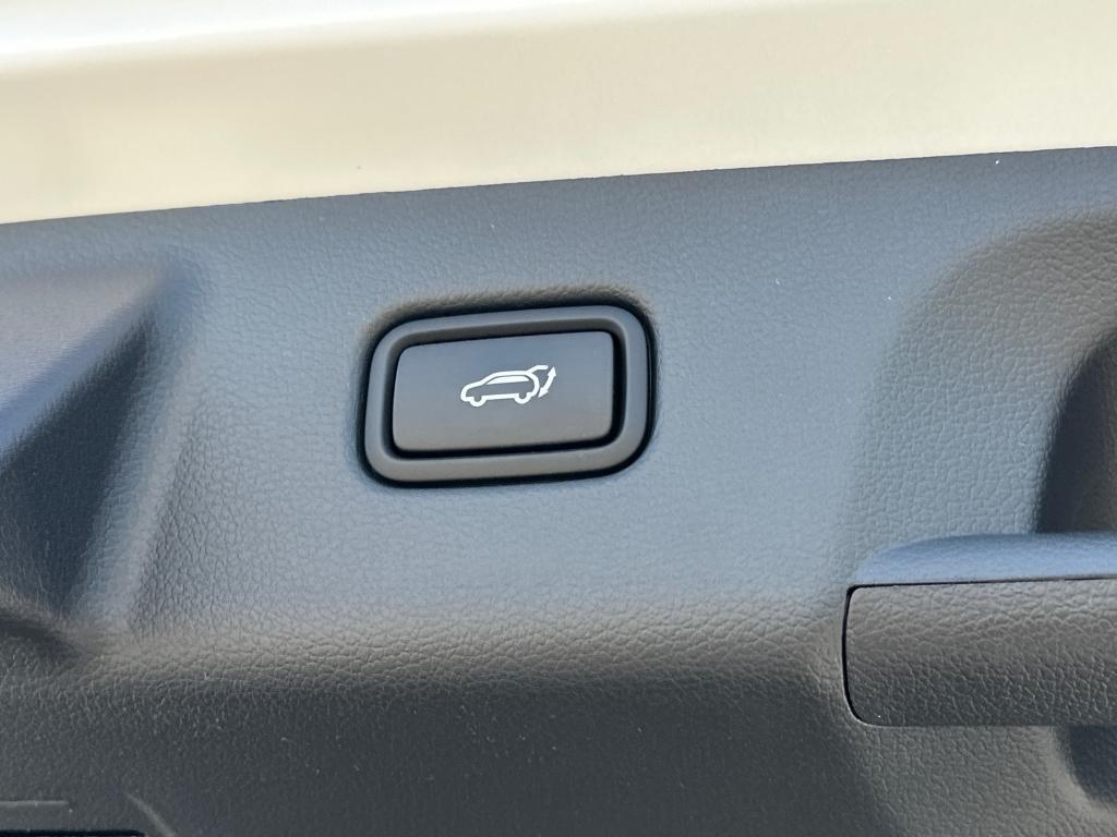 new 2025 Hyundai Palisade car, priced at $56,816