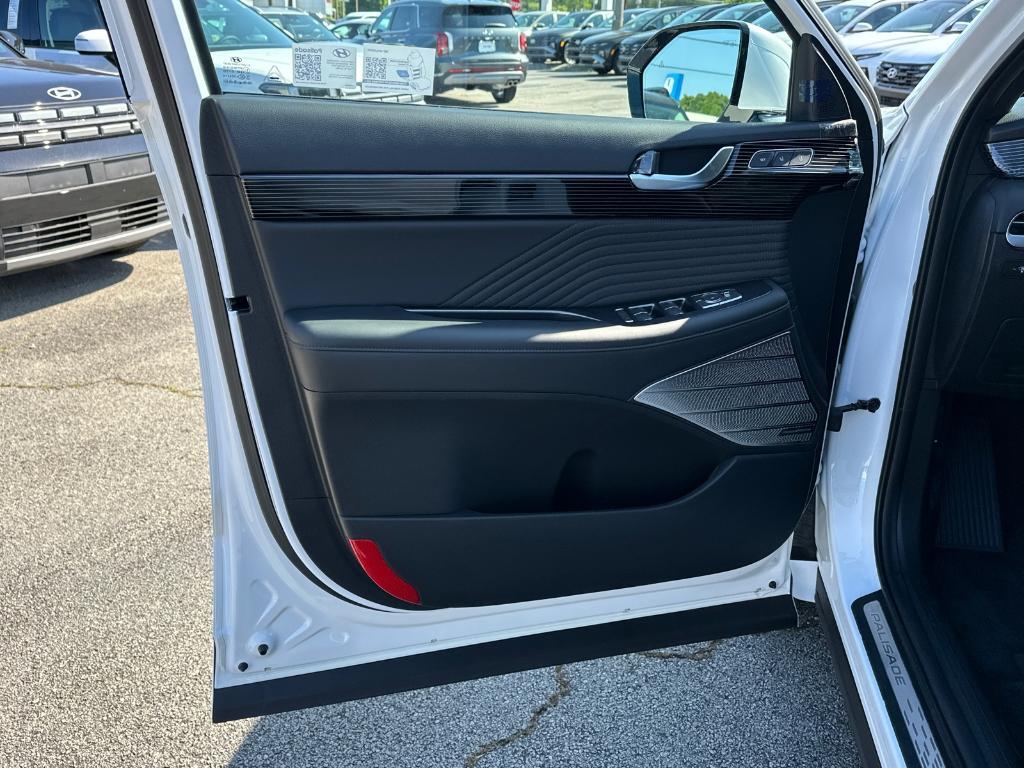 new 2025 Hyundai Palisade car, priced at $56,816