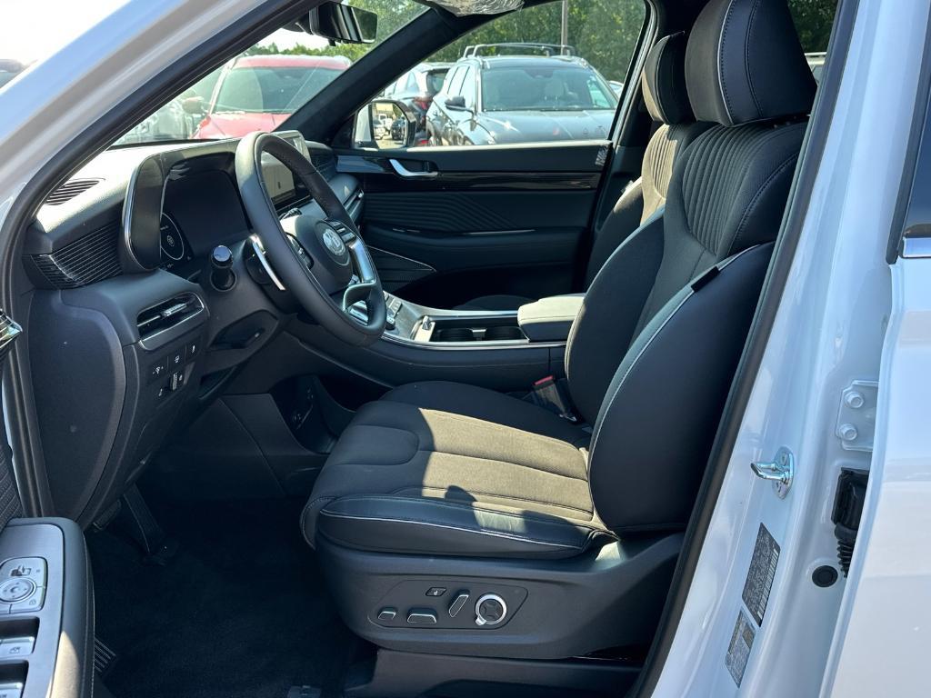 new 2025 Hyundai Palisade car, priced at $56,816