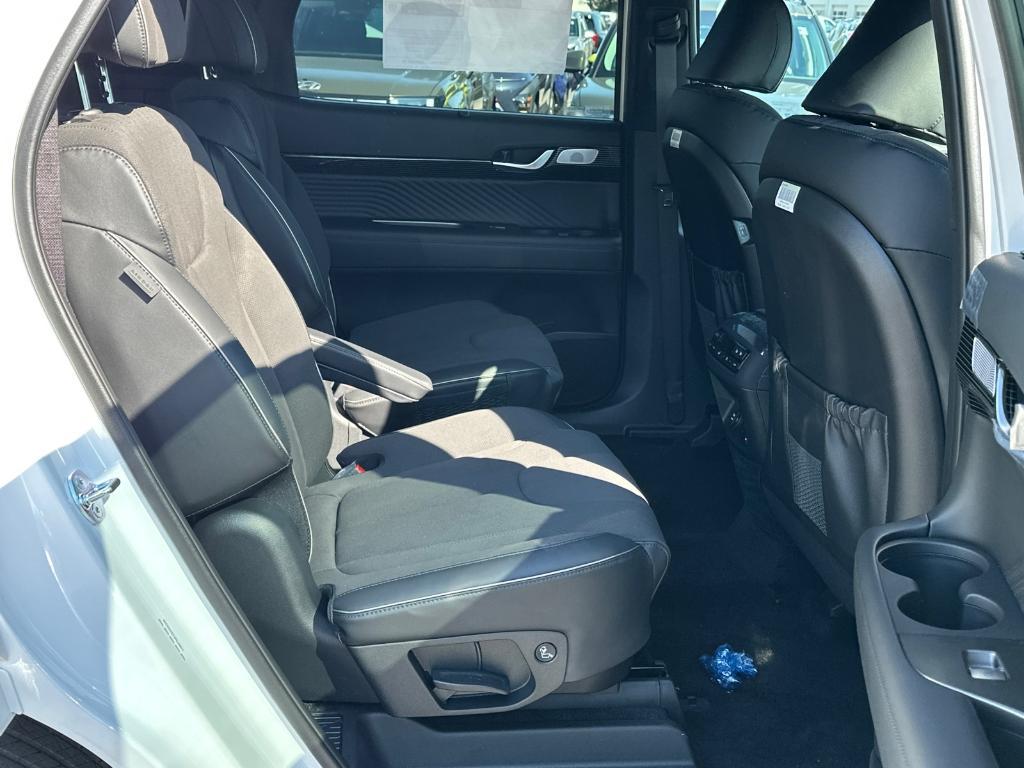new 2025 Hyundai Palisade car, priced at $56,816