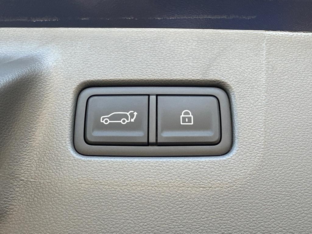 new 2025 Hyundai SANTA FE HEV car, priced at $51,061