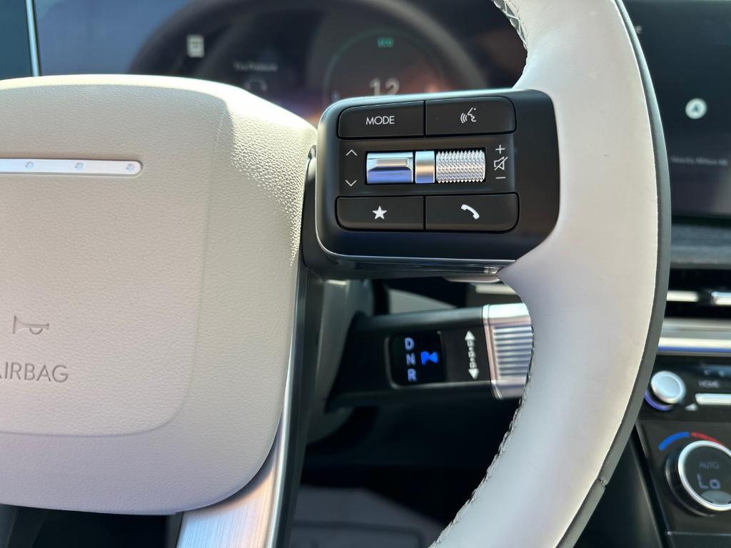 new 2025 Hyundai SANTA FE HEV car, priced at $51,061