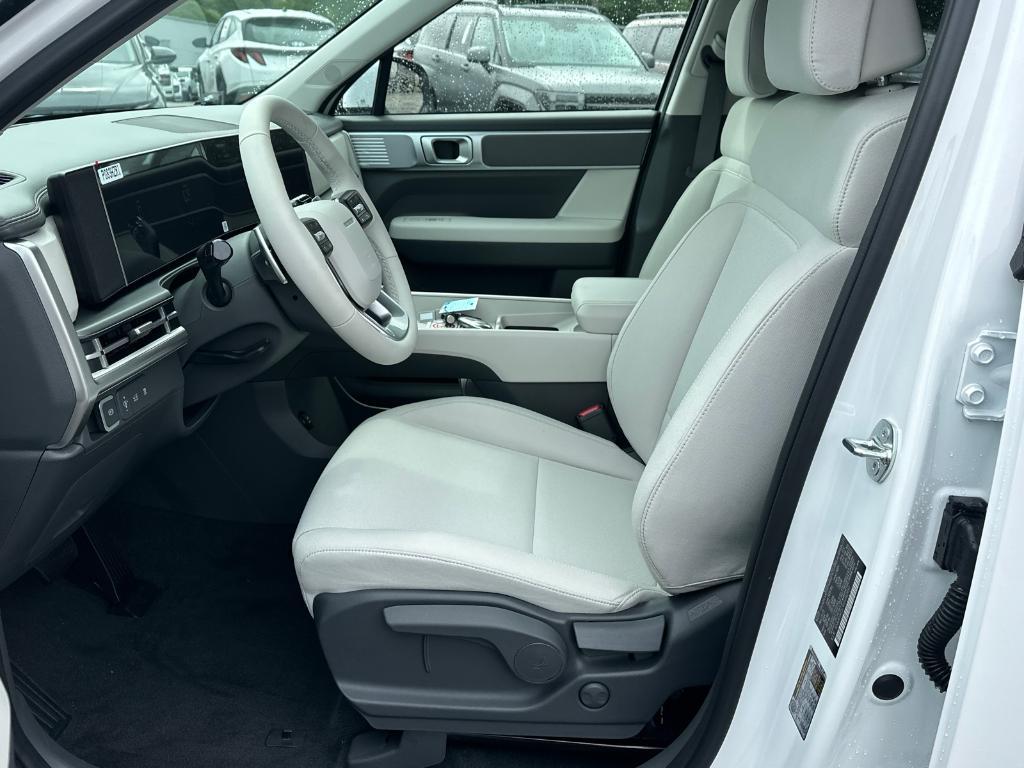 new 2025 Hyundai Santa Fe car, priced at $36,451