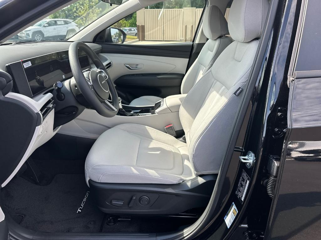new 2025 Hyundai Tucson car, priced at $31,496