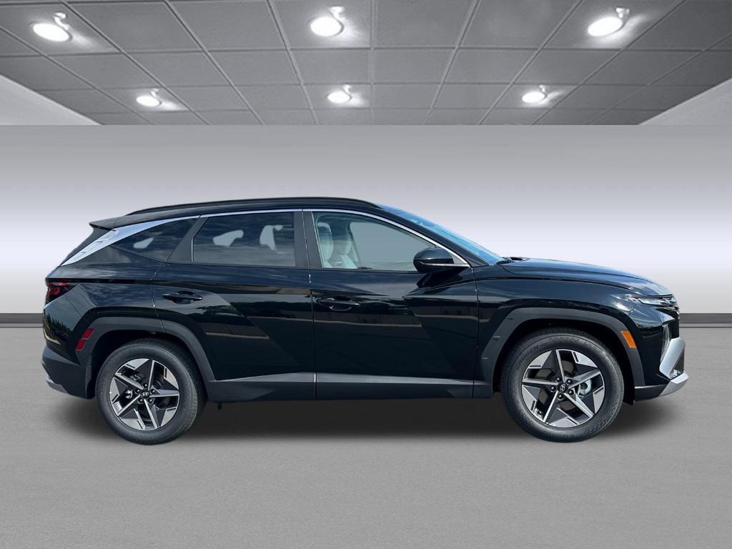 new 2025 Hyundai Tucson car, priced at $31,496