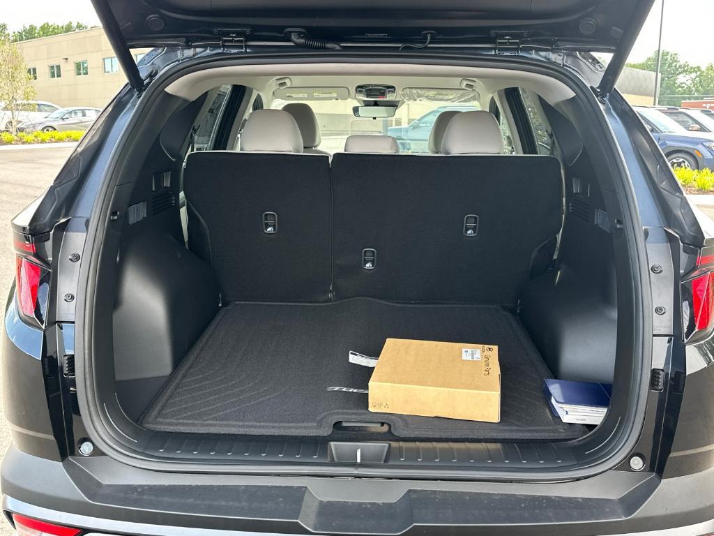 new 2025 Hyundai Tucson car, priced at $31,496