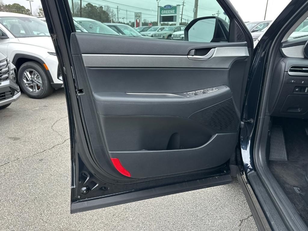 new 2025 Hyundai Palisade car, priced at $40,416
