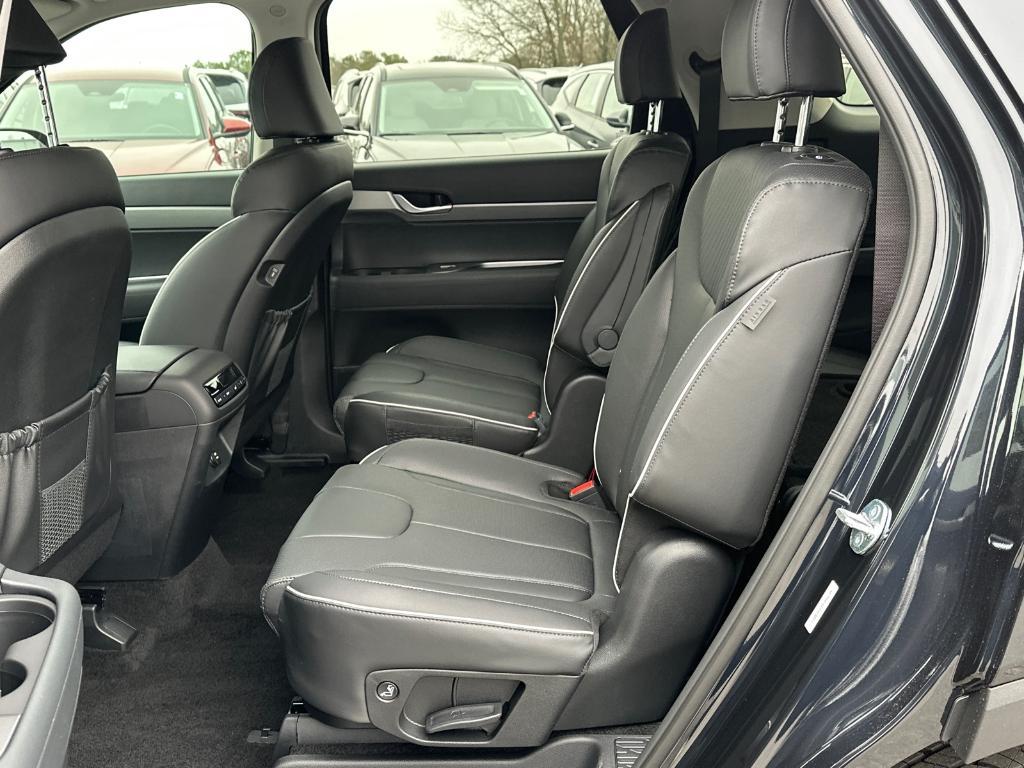 new 2025 Hyundai Palisade car, priced at $40,416