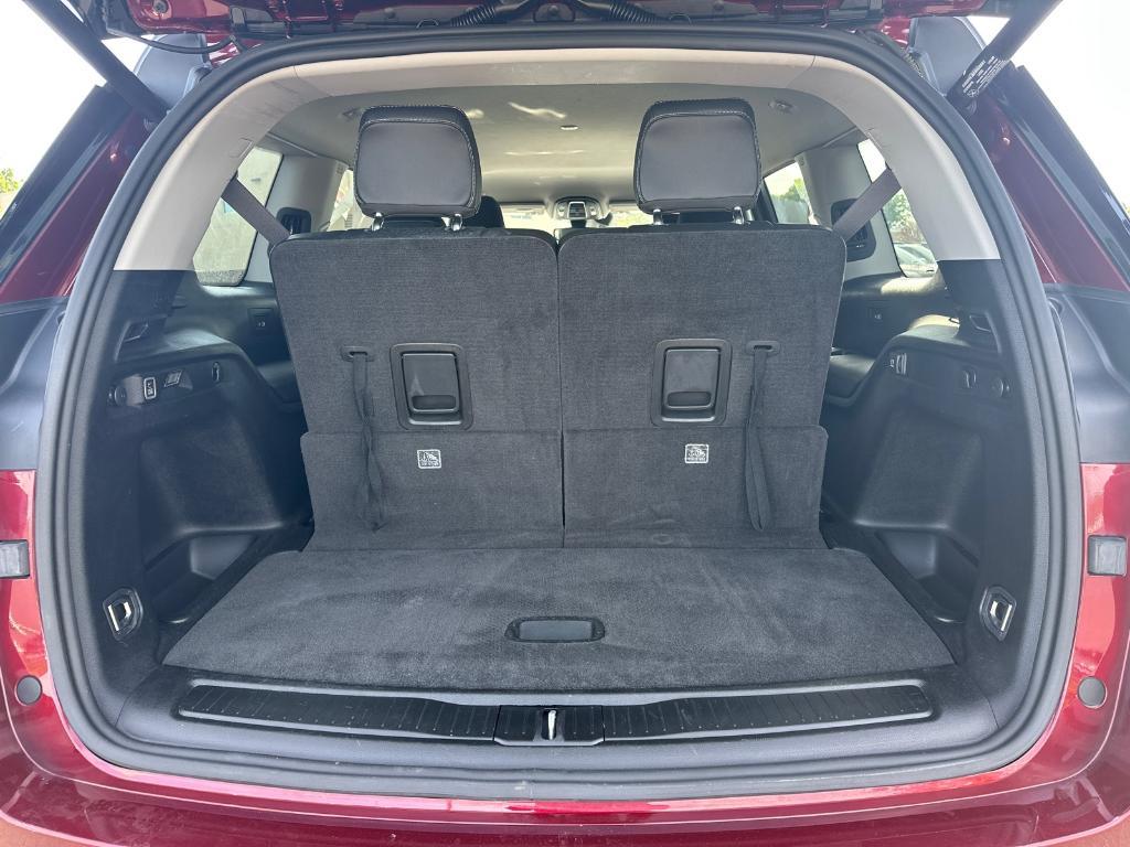 used 2021 Jeep Grand Cherokee L car, priced at $30,770