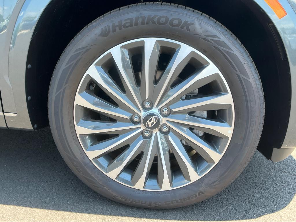 new 2025 Hyundai Palisade car, priced at $52,566