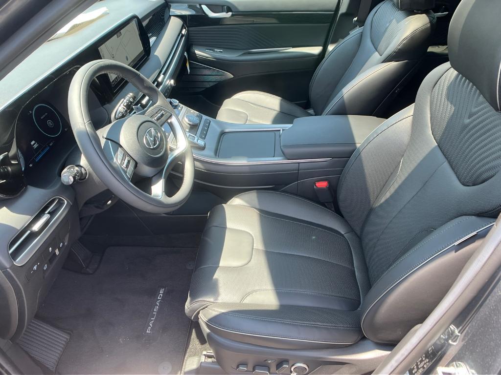 new 2025 Hyundai Palisade car, priced at $52,566