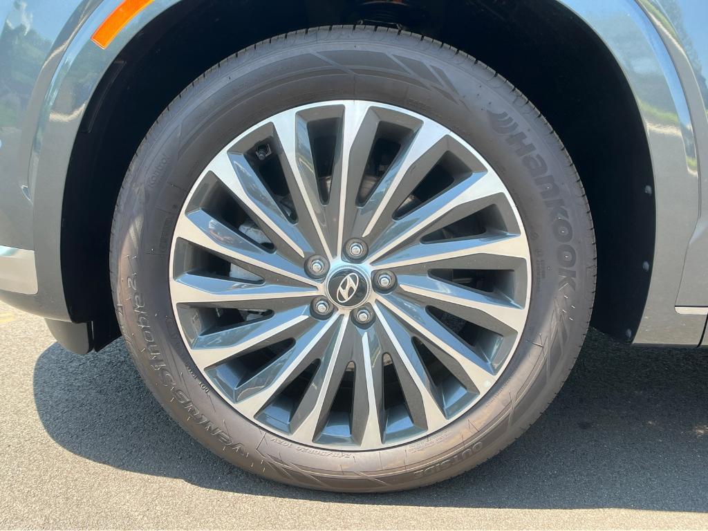 new 2025 Hyundai Palisade car, priced at $52,566