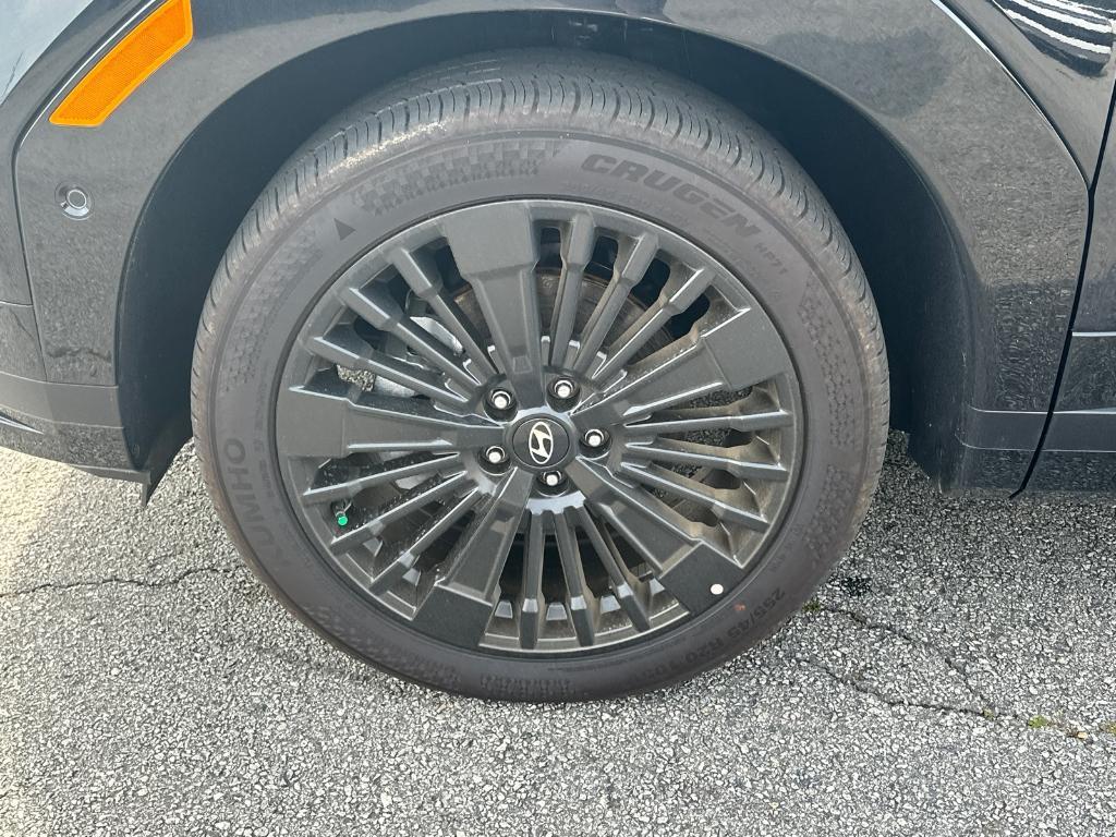 new 2025 Hyundai SANTA FE HEV car, priced at $47,556