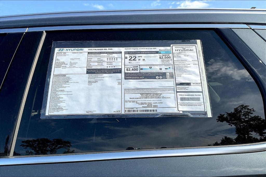 new 2025 Hyundai Palisade car, priced at $41,916