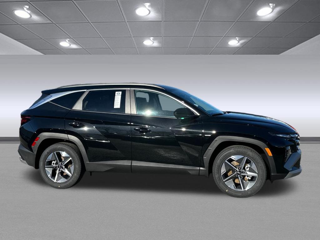 new 2025 Hyundai Tucson car, priced at $30,686