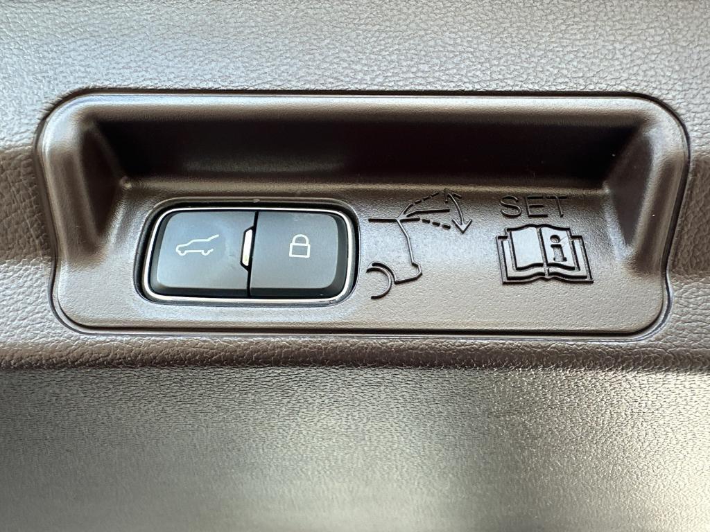 used 2022 Ford Explorer car, priced at $38,798