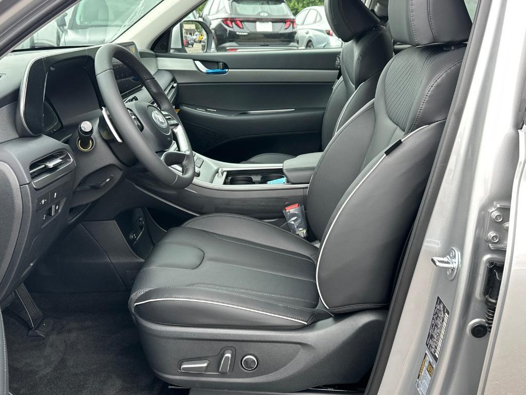new 2025 Hyundai Palisade car, priced at $41,941