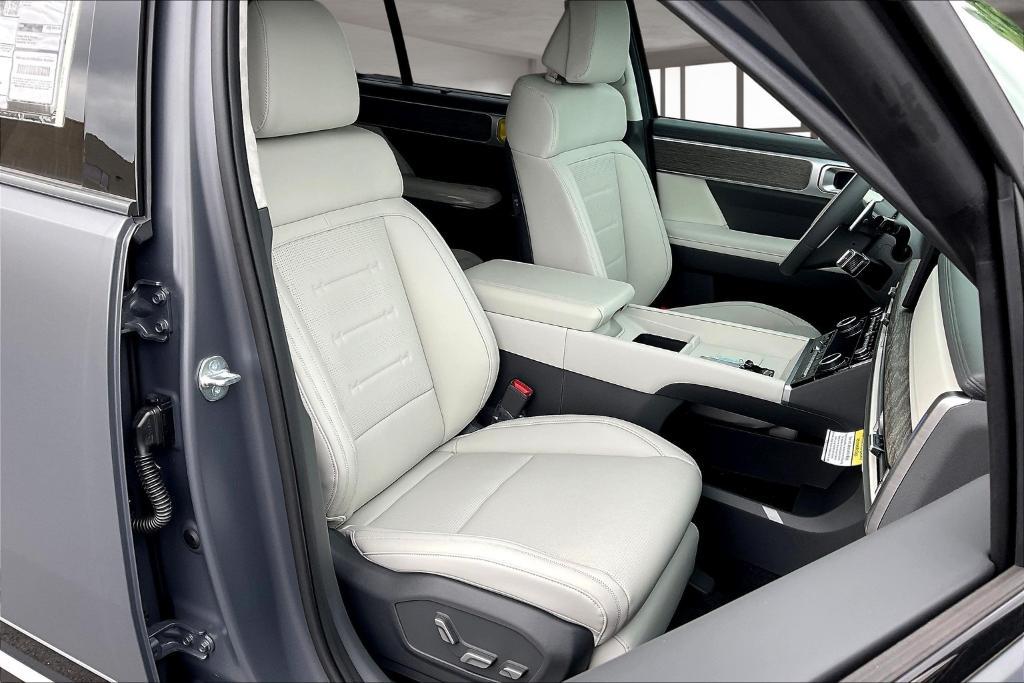 new 2025 Hyundai SANTA FE HEV car, priced at $51,140