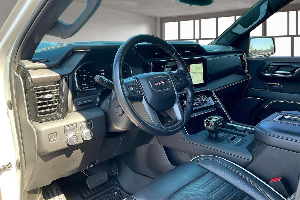 used 2022 GMC Sierra 1500 car, priced at $50,276