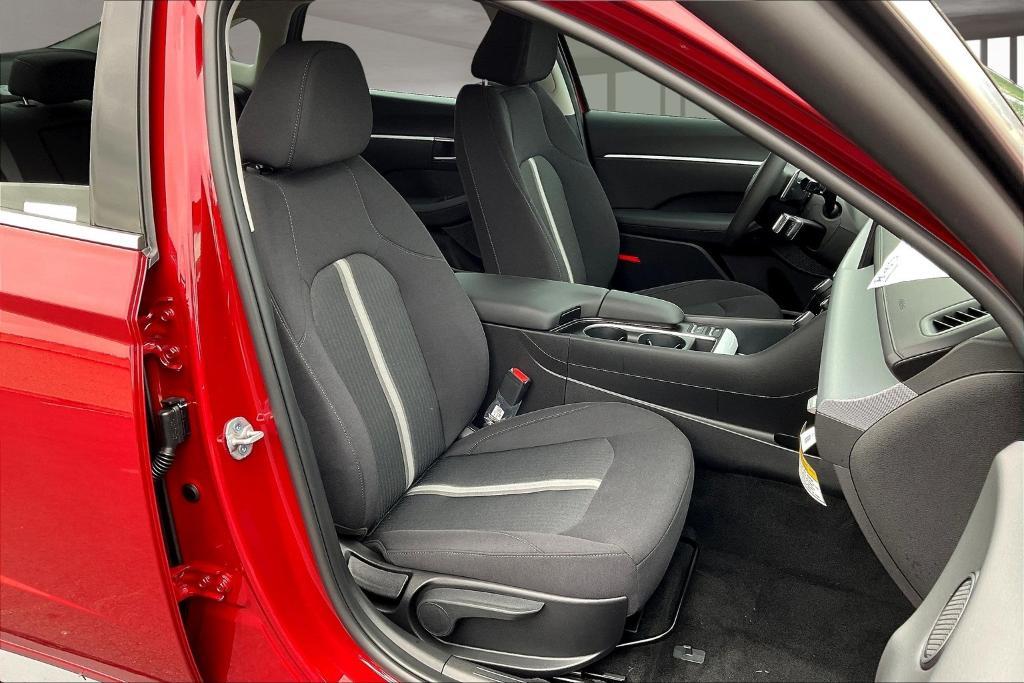 new 2025 Hyundai Sonata car, priced at $29,426