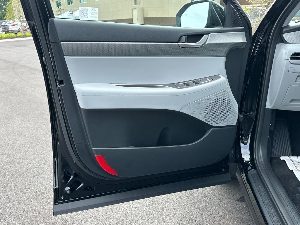 new 2025 Hyundai Palisade car, priced at $42,346