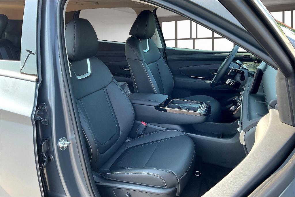new 2025 Hyundai Tucson car, priced at $41,901