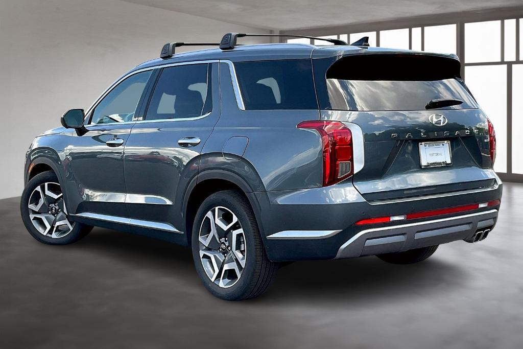 used 2024 Hyundai Palisade car, priced at $35,601