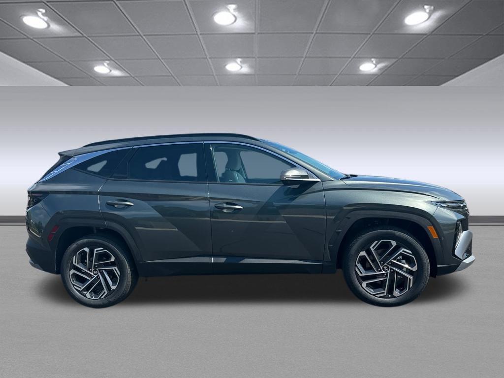 new 2025 Hyundai TUCSON Hybrid car, priced at $43,361