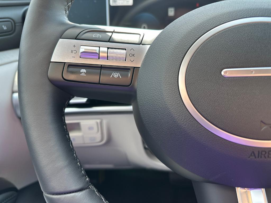 new 2025 Hyundai TUCSON Hybrid car, priced at $43,361