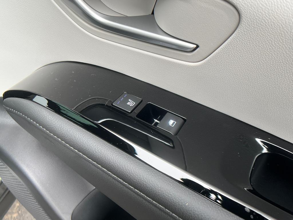 new 2025 Hyundai TUCSON Hybrid car, priced at $42,336