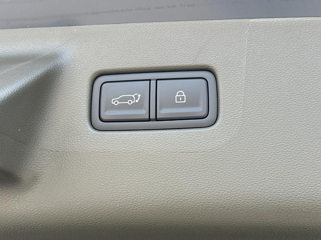 new 2025 Hyundai SANTA FE HEV car, priced at $47,061