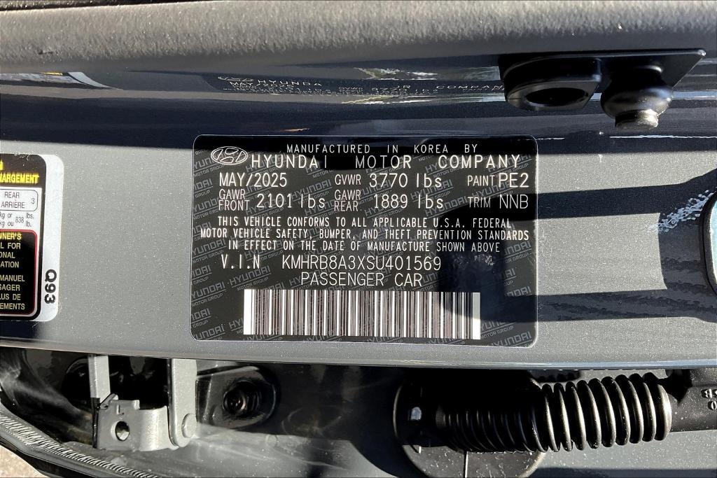 new 2025 Hyundai Venue car, priced at $22,706