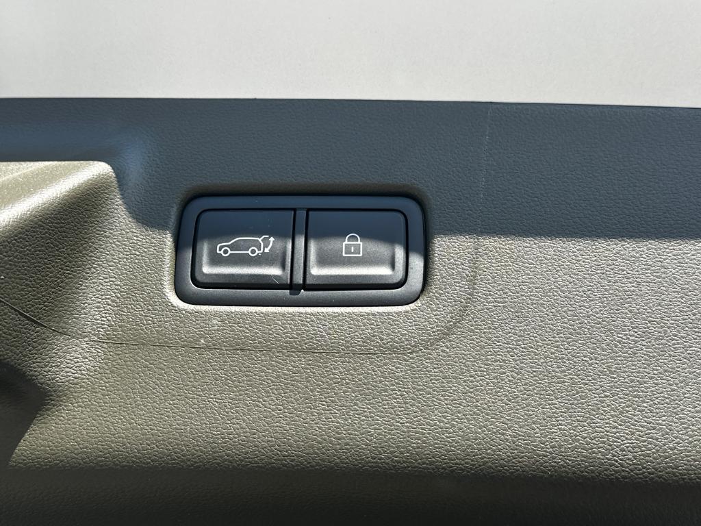 new 2025 Hyundai SANTA FE HEV car, priced at $48,930