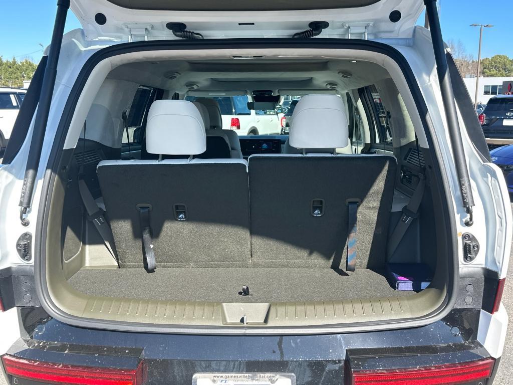 new 2025 Hyundai SANTA FE HEV car, priced at $48,930