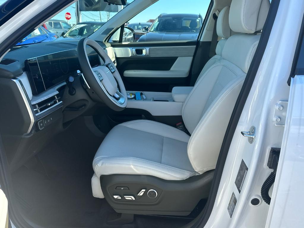 new 2025 Hyundai SANTA FE HEV car, priced at $48,930